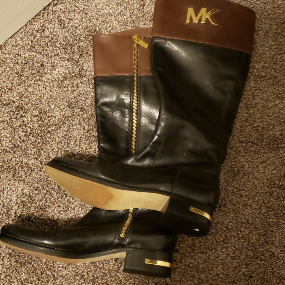 Gold Logo Michael Kors two tones leather boots